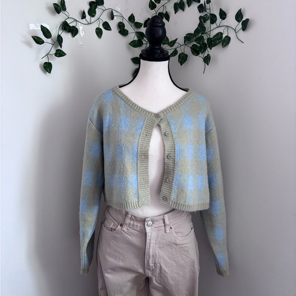 OAK + FORT Sweaters - OAK + FORT Women's Long Sleeve Cardigan Sweater - Green, blue Plaid, Cropped